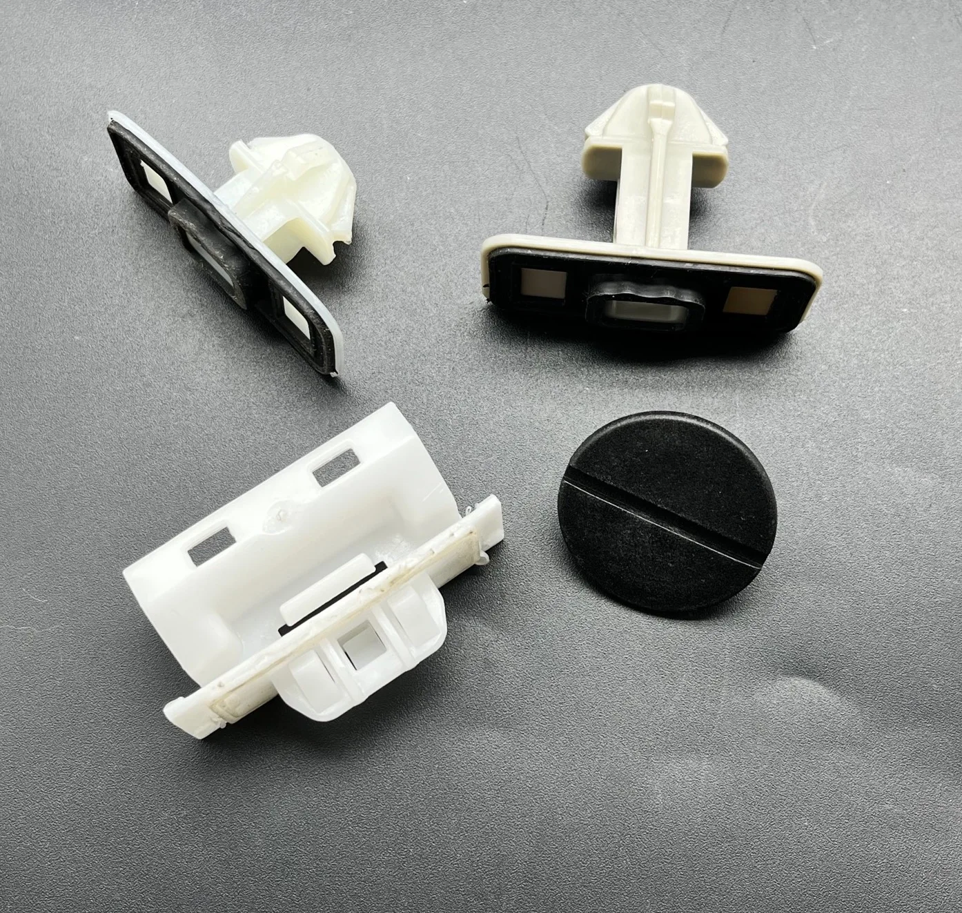 C7 Light Clips - Image 5