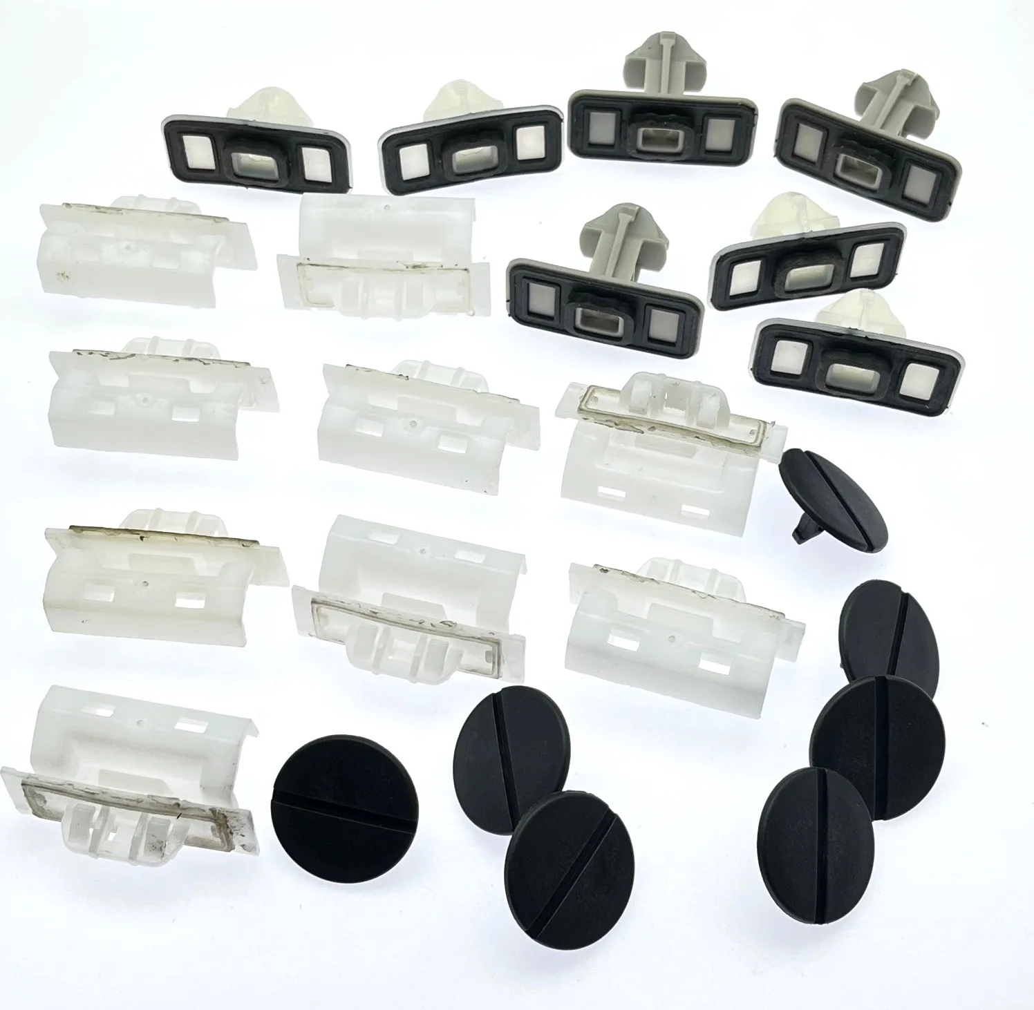 C7 Light Clips - Image 4