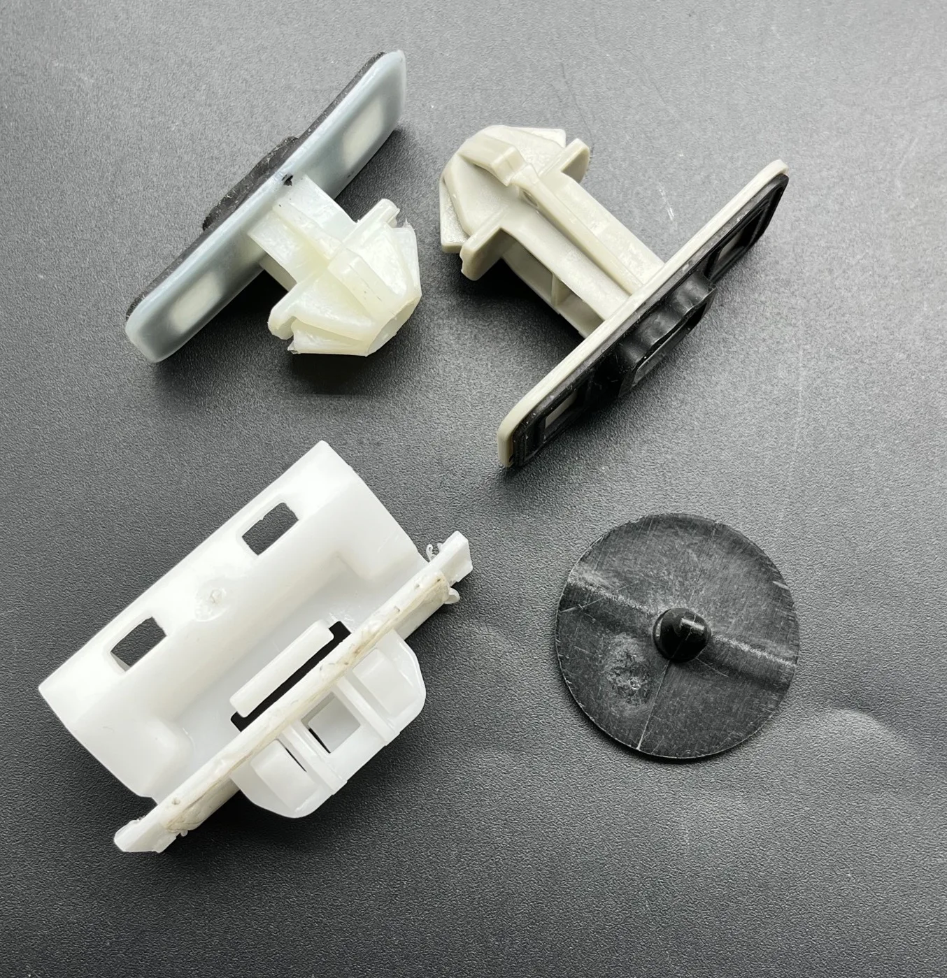 C7 Light Clips - Image 6