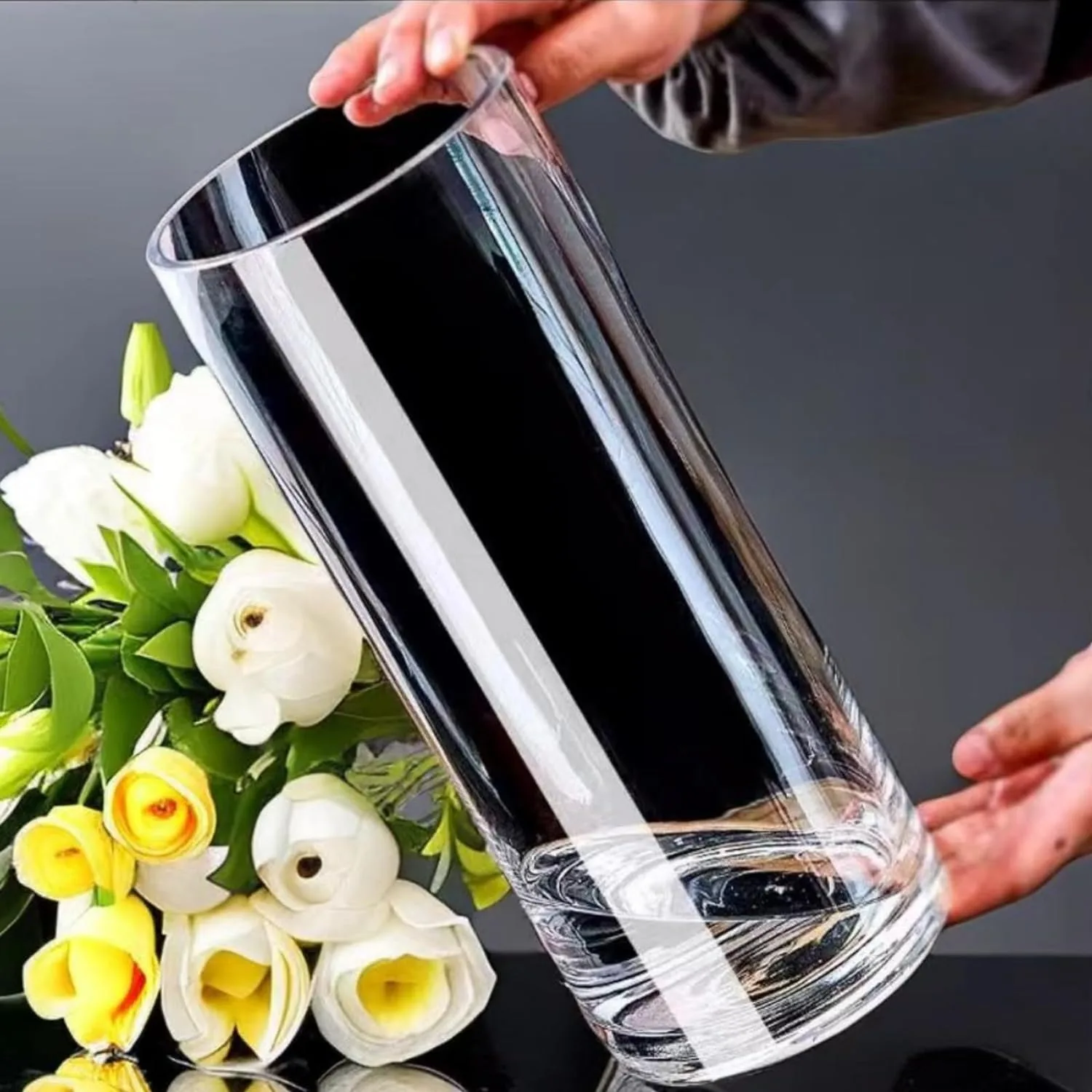 Clear Acrylic Flower Vase - Image 8