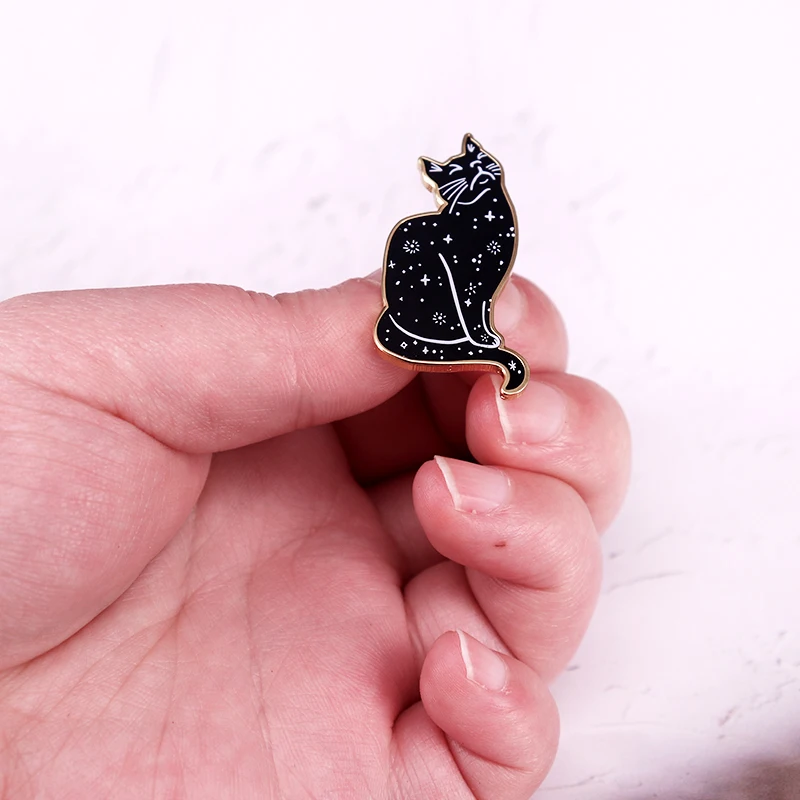 Mystical Black Cat Lapel Pin - Image 2