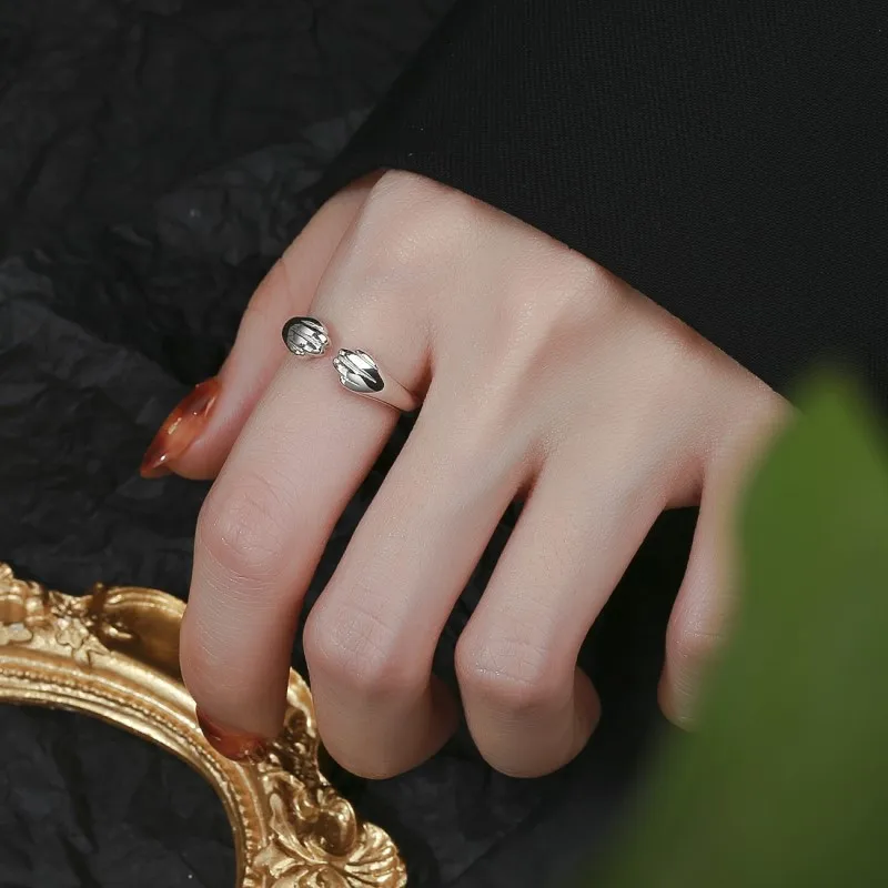Cute Cat Paw Ring - Image 3